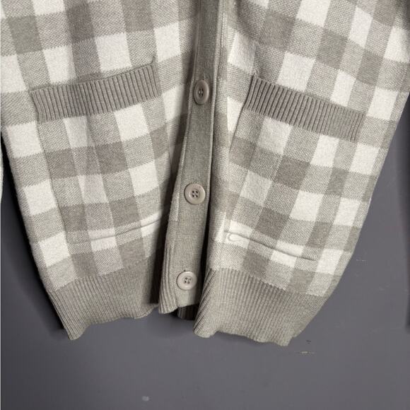 Sioni Gray and White Checkered Button Front Long Sleeve Cardigan Sweater Sz XS - Picture 2 of 7